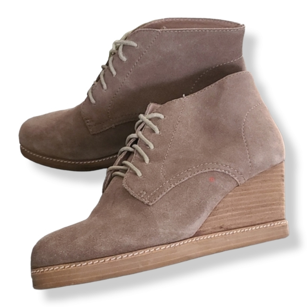 J JILL Chukka Wedge Boots 9.5 Ankle Booties Tan Suede Lace Up Oxfords Wedges - Picture 8 of 13